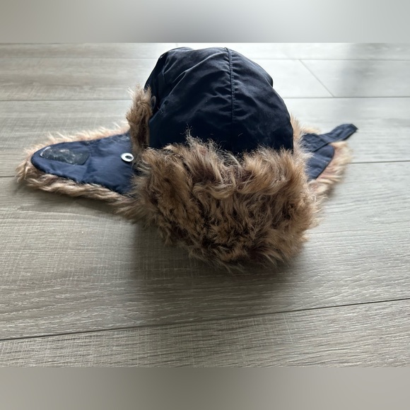 Cozy Trapper Hat. Size: S/M - Picture 2 of 4